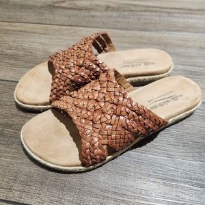 Leather Walk With Me Sandals